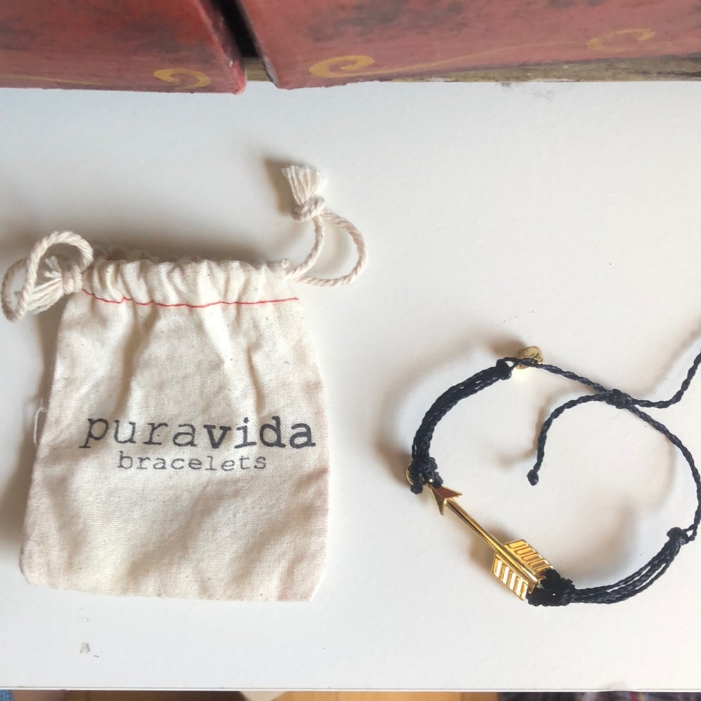 Brand New Pura Vida Black Arrow Bracelet